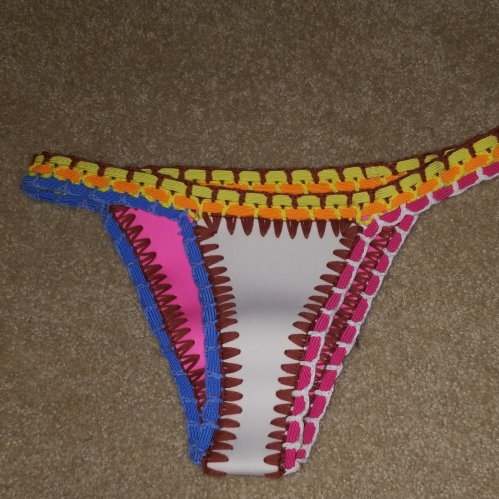 Kini - Picture 1 of 4